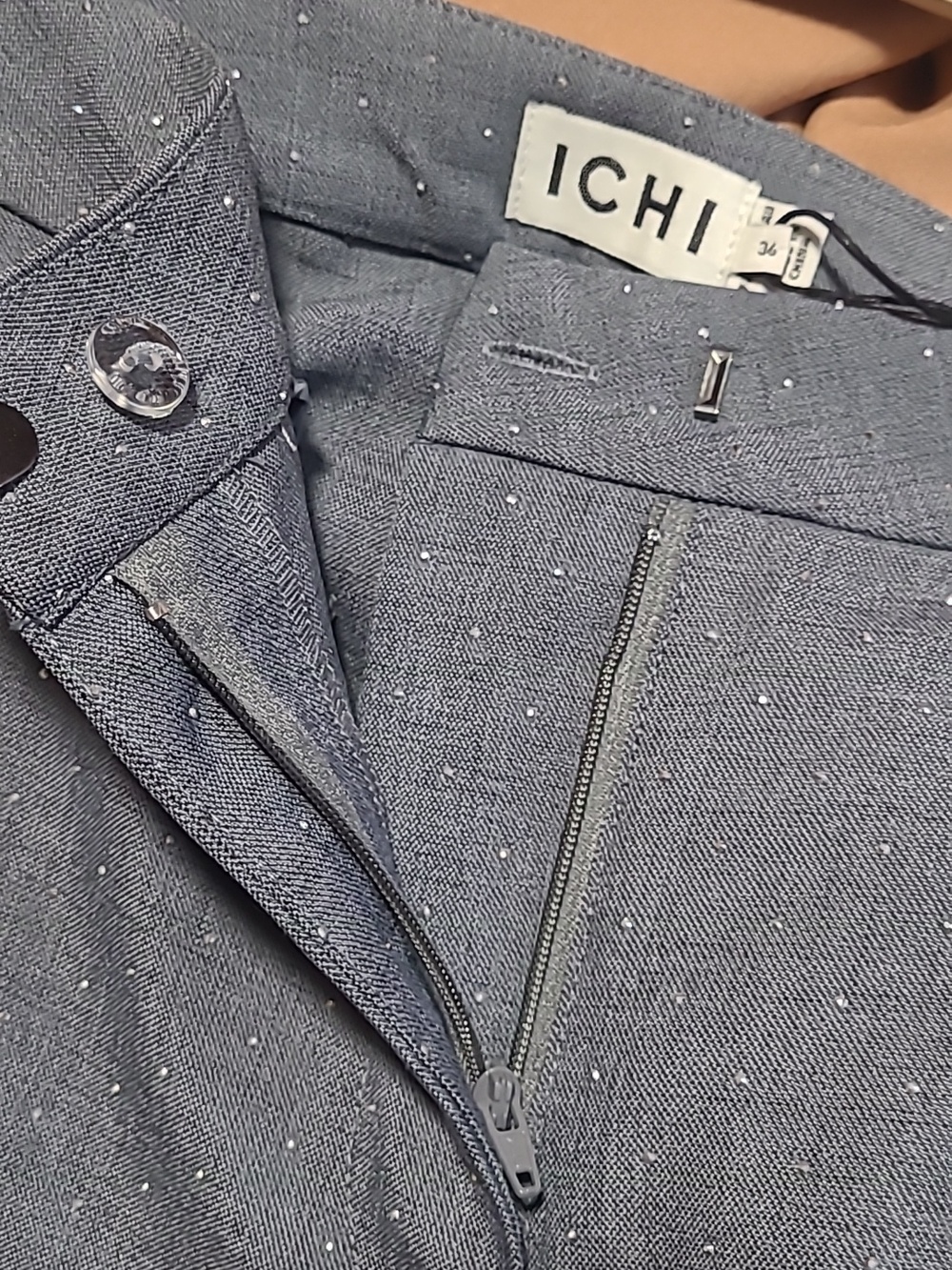 ICHI Gray Sleeveless Vest & Pants Set - Picture 4 of 9